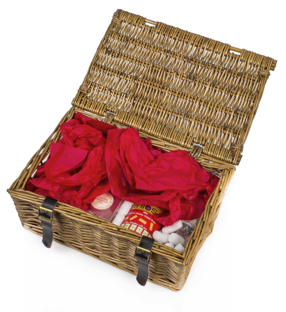 How to pack a hamper