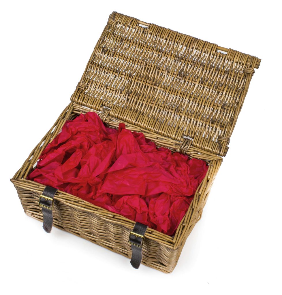 How to pack a hamper