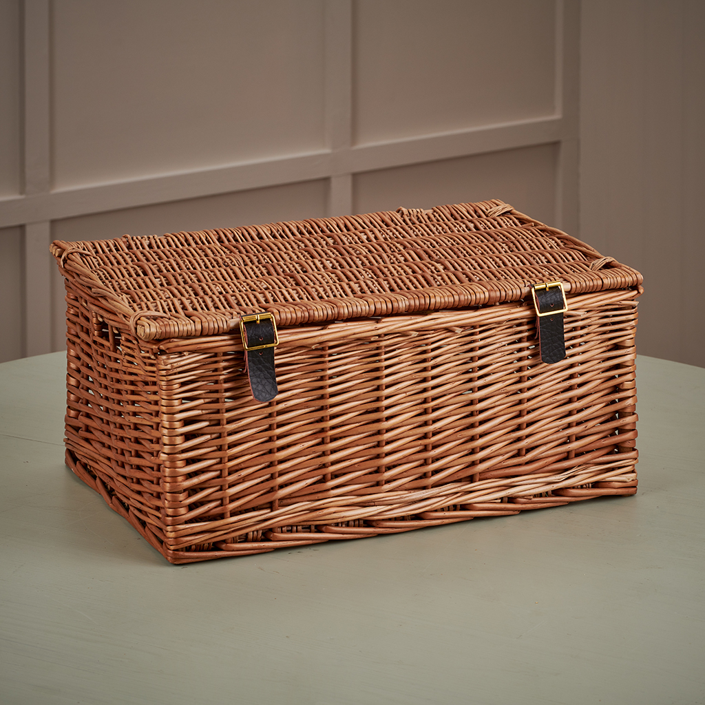 18" Traditional Wicker Basket