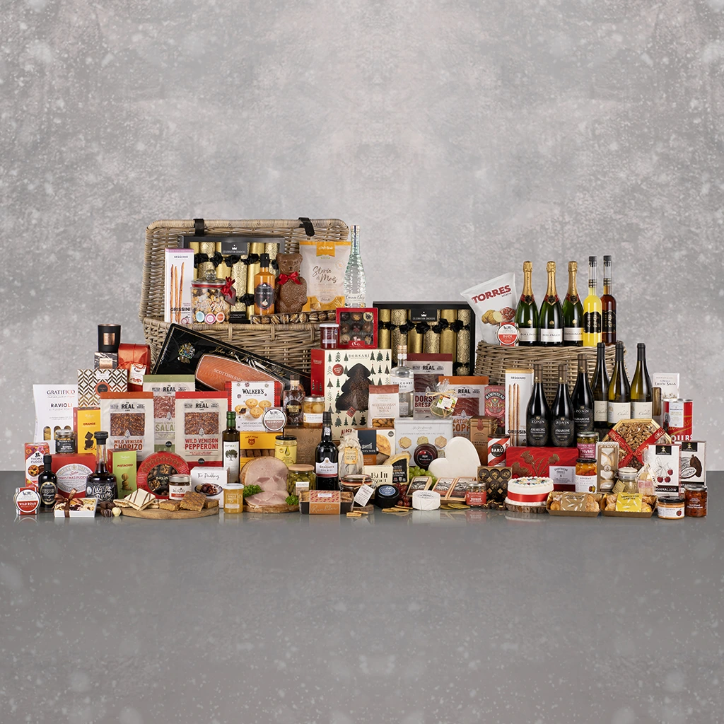 The Utopian - The largest Christmas Hamper in our range.